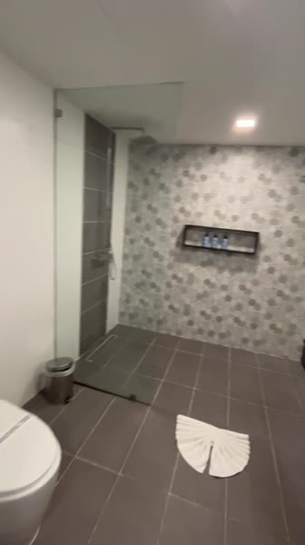 Hotel videos Anona Beachfront Phuket Resort 4*