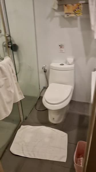 Hotel videos Mirage Patong Phuket 