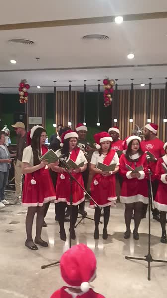 Видео из отеля Mercure Dubai Barsha Heights Hotel Suites & Apartments APT