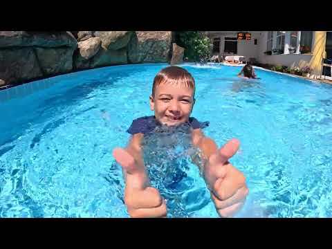 Hotel videos Deesa hotel 